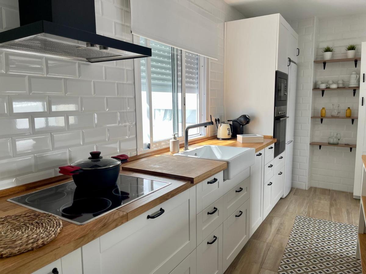 Apartamentos La Higuera 1 Rota Luaran gambar